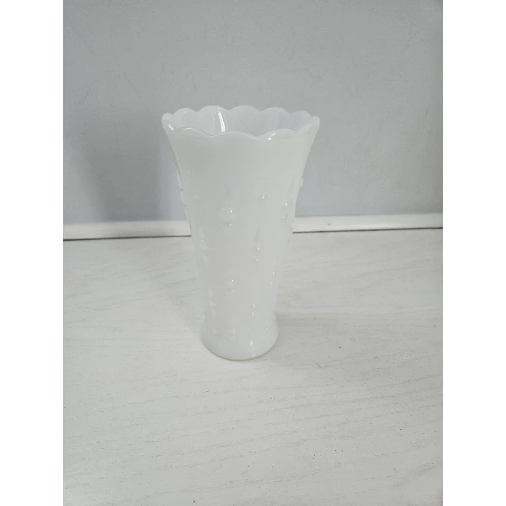 White Milk Glass Vase Teardrop and Pearls‎ Scalloped Edge Flared 7.25